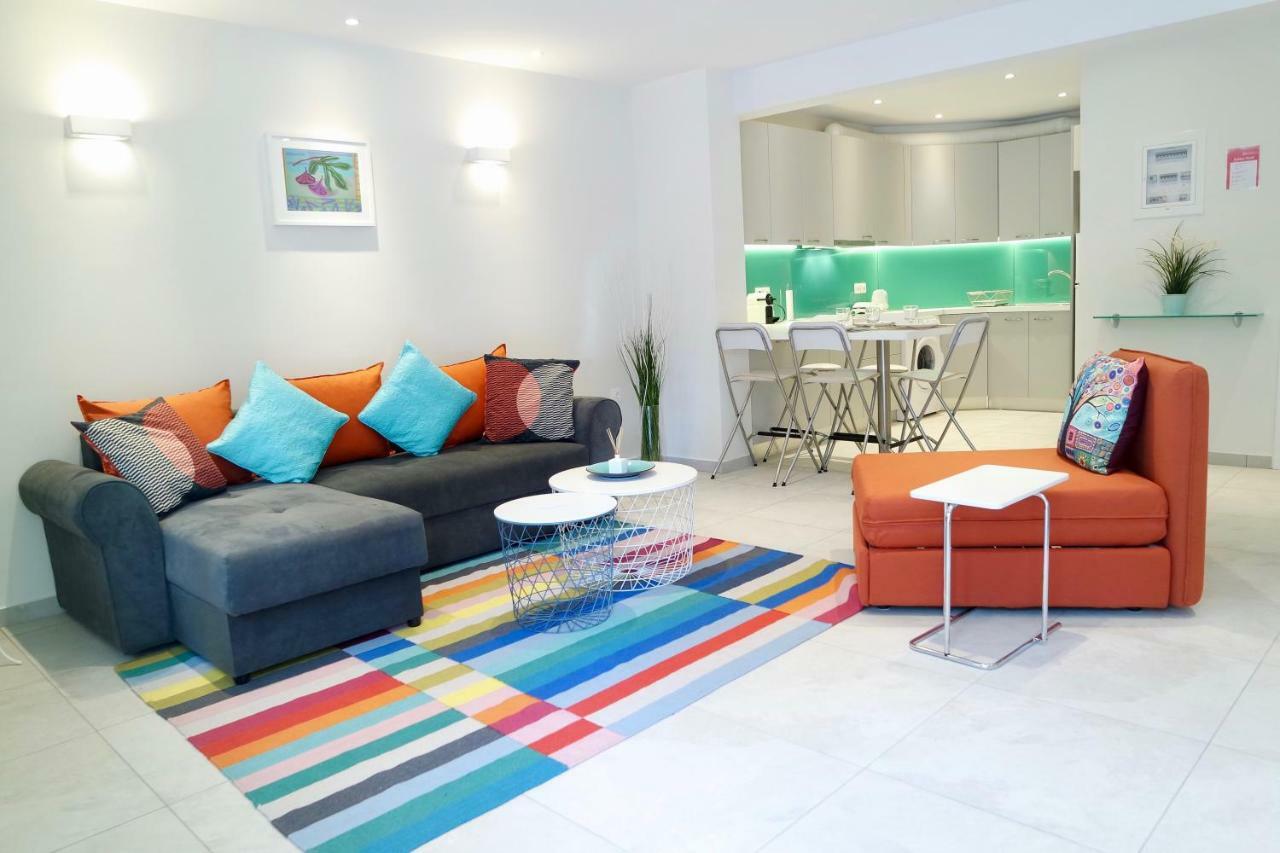 Design Apartment In The City Of Atina Dış mekan fotoğraf